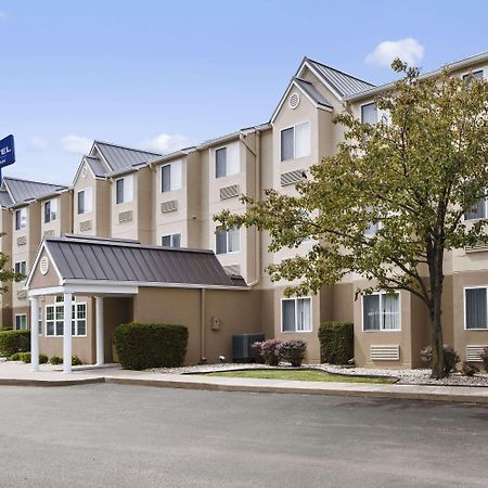 Microtel Inn By Wyndham Louisville East Buitenkant foto