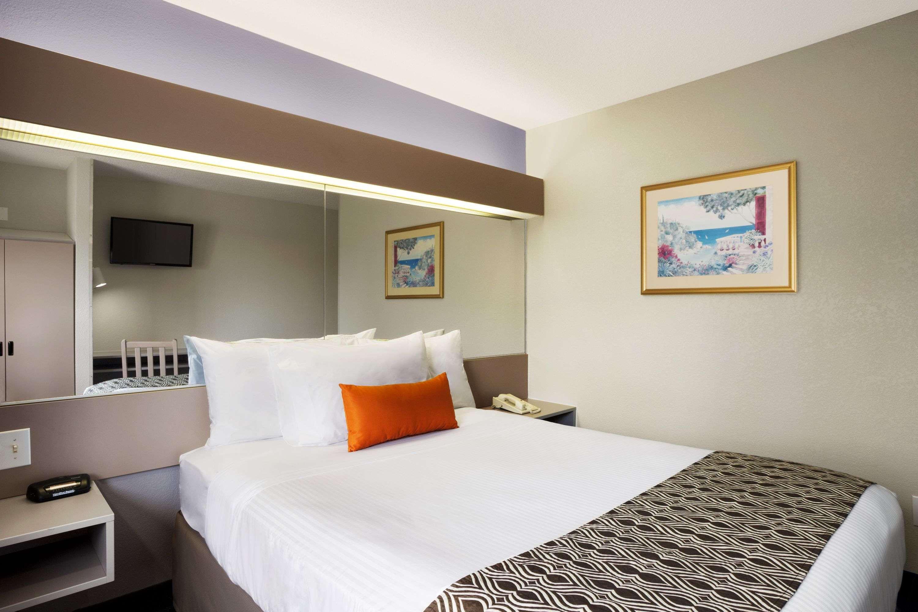 Microtel Inn By Wyndham Louisville East Buitenkant foto