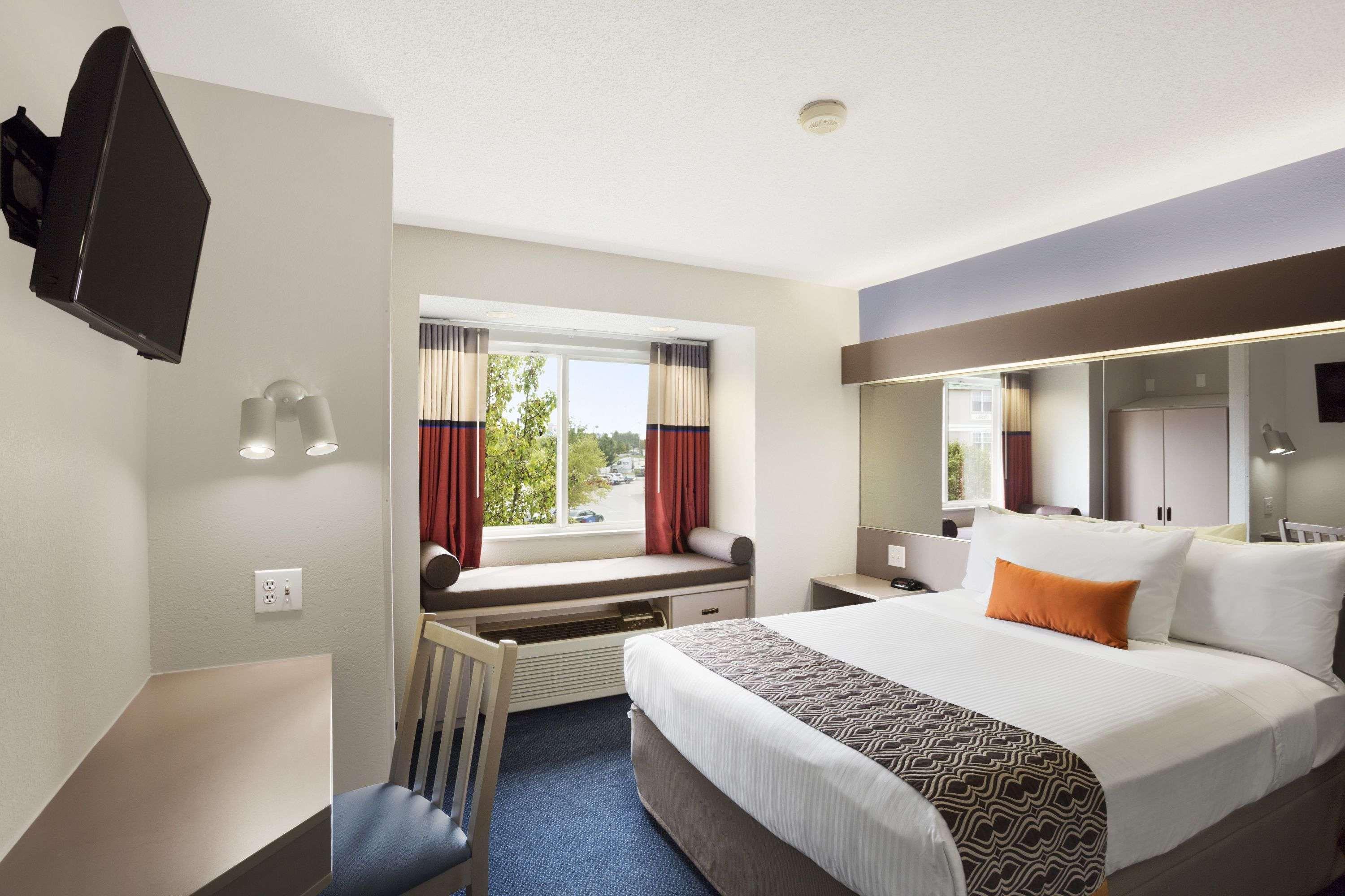Microtel Inn By Wyndham Louisville East Buitenkant foto