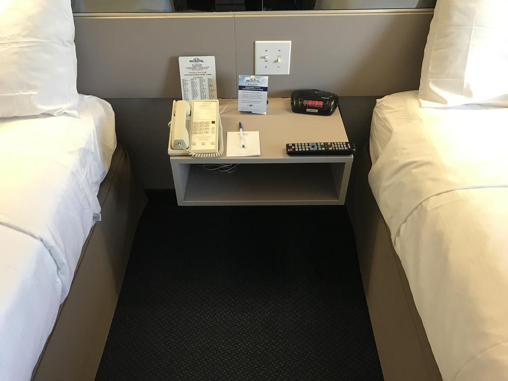 Microtel Inn By Wyndham Louisville East Buitenkant foto